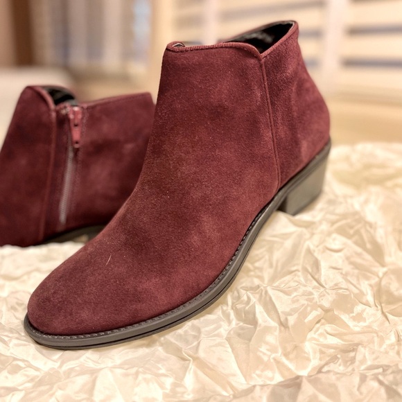 Di Fontana burgandy suede Western style ankle boots NWTsize 38 - Picture 2 of 9